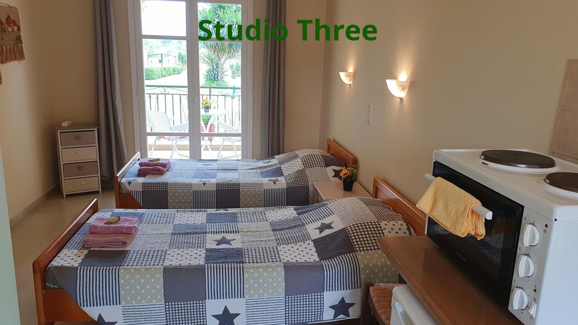 Kivotos Villa Studios Rodas Habitación foto