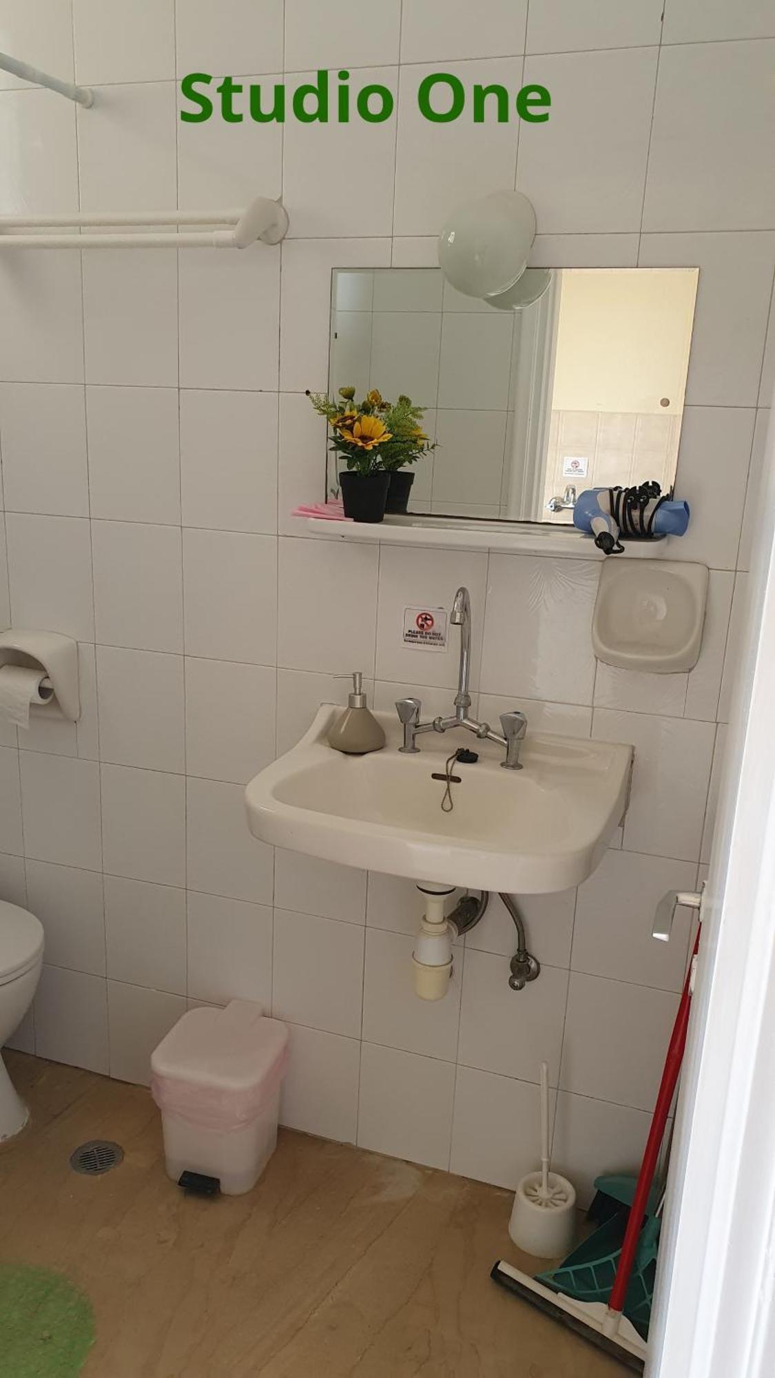 Kivotos Villa Studios Rodas Habitación foto
